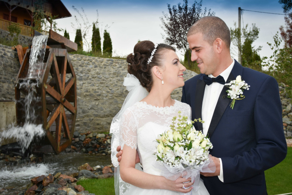 poza-3598304D2-9380-73C8-01DB-8CA0C71BB0B7.jpg